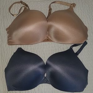 2 Victoria Secrets bra 34D